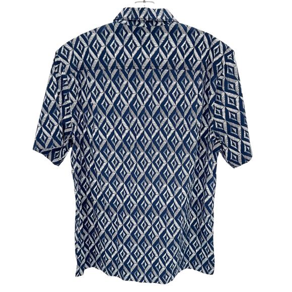 Tommy Bahama geometric print men’s button front shirt - Picture 4 of 6